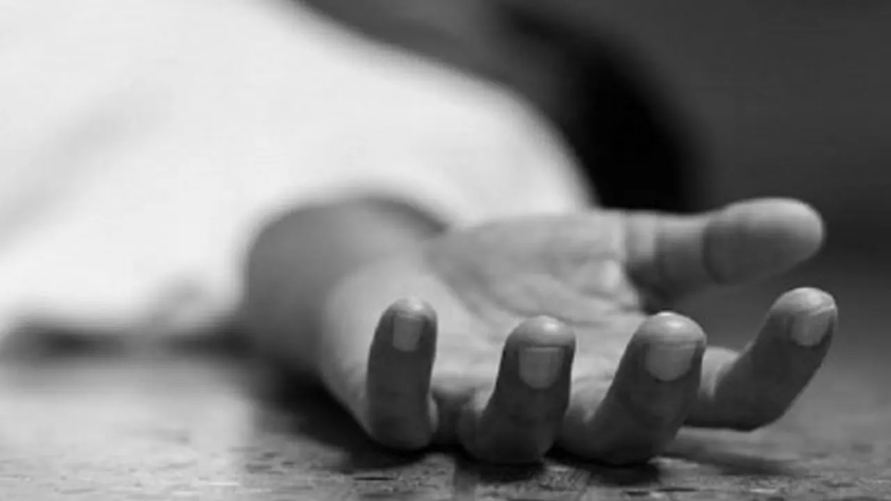 মুখ থেঁতলে বৃদ্ধাকে হত্যা, স্বর্ণালংকার খুলে নিয়েছে দুর্বৃত্তরা